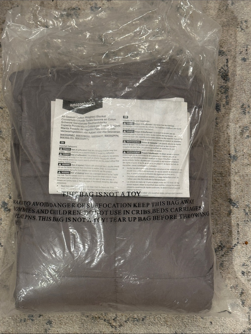 Amazon Basics Twin Gray weighted blanket 48 x 72